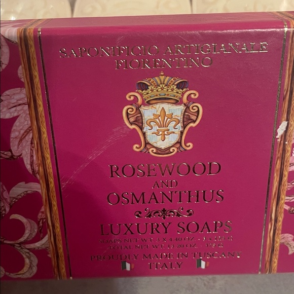 NIB Rosewood and Osmanthus Luxury Soap - Picture 4 of 6